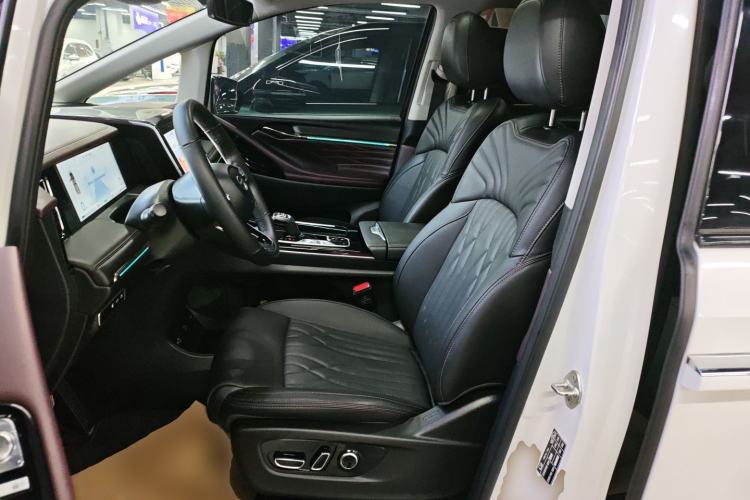 Used GAC Trumpchi M8 2024 Master Series Super Hybrid Edition