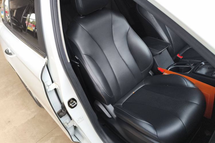 Used Roewe i5 2019 1.5L Automatic 4G Connected Linghao Flagship Edition
