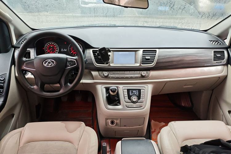 Used SAIC MAXUS G10 2018 PLUS 1.9T Manual Elite Edition Diesel
