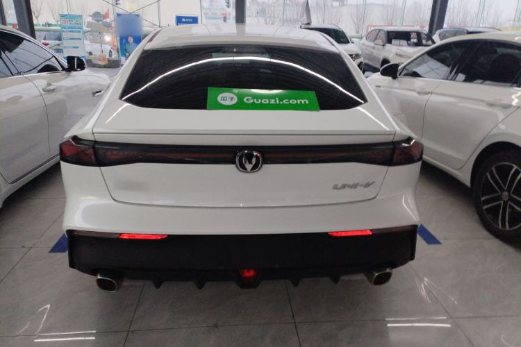 Used Changan UNI-V 2022 1.5T Prestige Version
