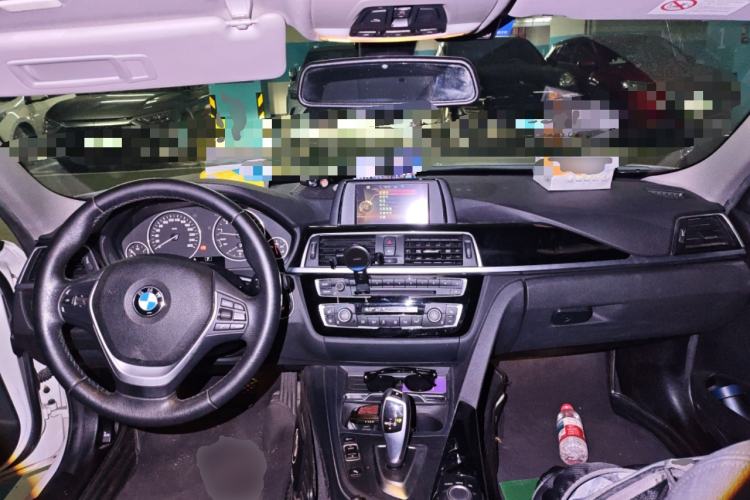 TDK.VehicleDetails.img