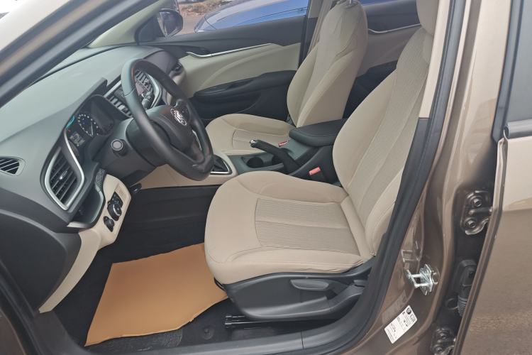 Used Buick GT 2017 15N Automatic Entry-Level Trim
