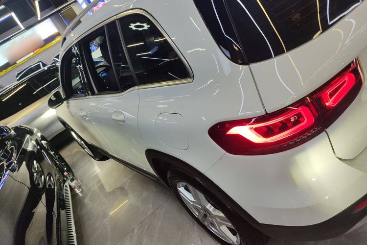 Used Mercedes-Benz GLB 2023 Refreshed GLB 200 Dynamic Edition
