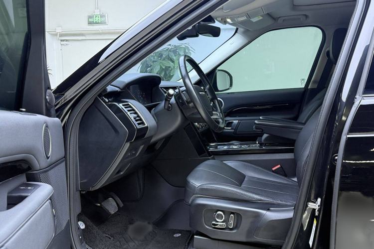 Used Land Rover Discovery 2020 3.0 SC V6 SE
