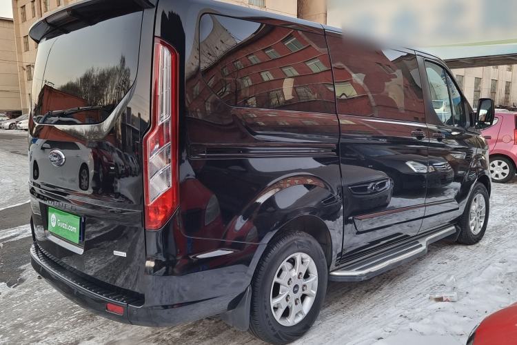 Used Ford Tourneo Custom 2016 2.0T Manual Elite Edition