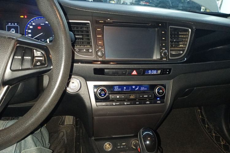 Used Hyundai Mistra 2014 1.8L Automatic Smart GLS
