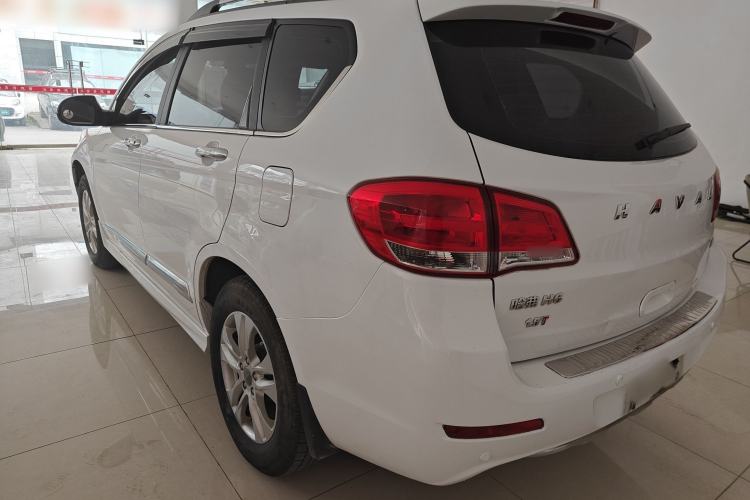 Used Haval H6 2015 Upgraded Model 1.5T Manual Two-Wheel Drive Elite Version
