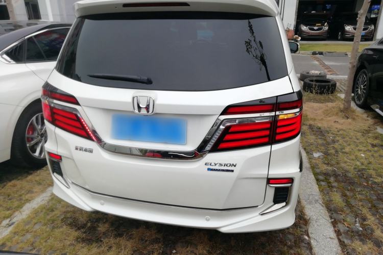 Used Honda Elysion 2019 2.0L Hybrid Supreme Edition
