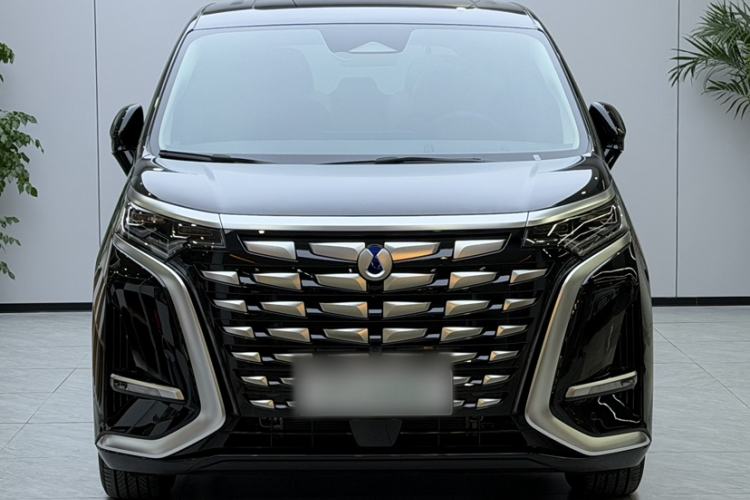 Used Denza D9 2024 DM-i 980 Four-Wheel Drive Prestige Model