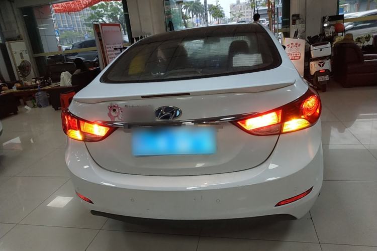 Used Hyundai Elantra 2015 1.6L Automatic Fashion Model
