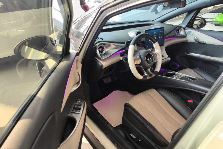 Used BYD Dolphin 2023 420 km Fashion Edition
