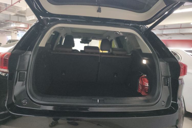 Used Wey VV6 2021 2.0T Two-Wheel Drive Smart Protection+