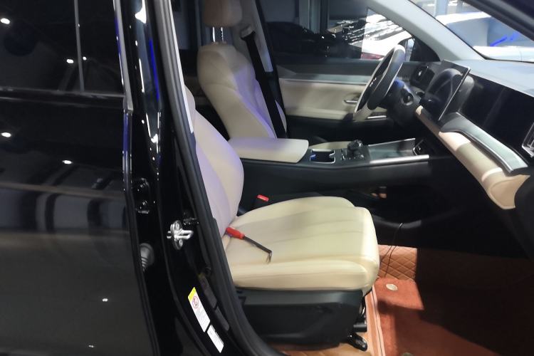 Used BYD Song Pro New Energy 2025 2nd Generation Intelligent Driving Version DM-i 75KM Leading Edition
