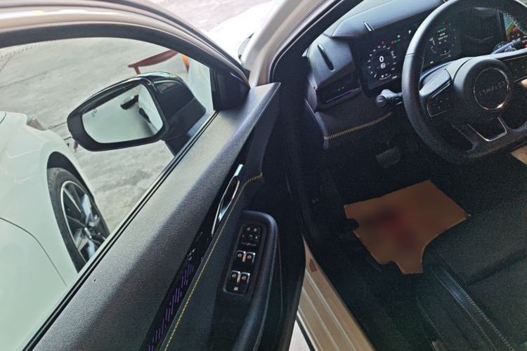 Used Lynk & Co 03 2023 1.5TD DCT JingPro
