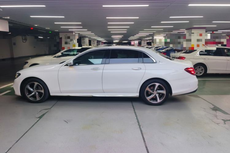 Used Mercedes-Benz E-Class 2017 E 300 L Sporty and Stylish Model
