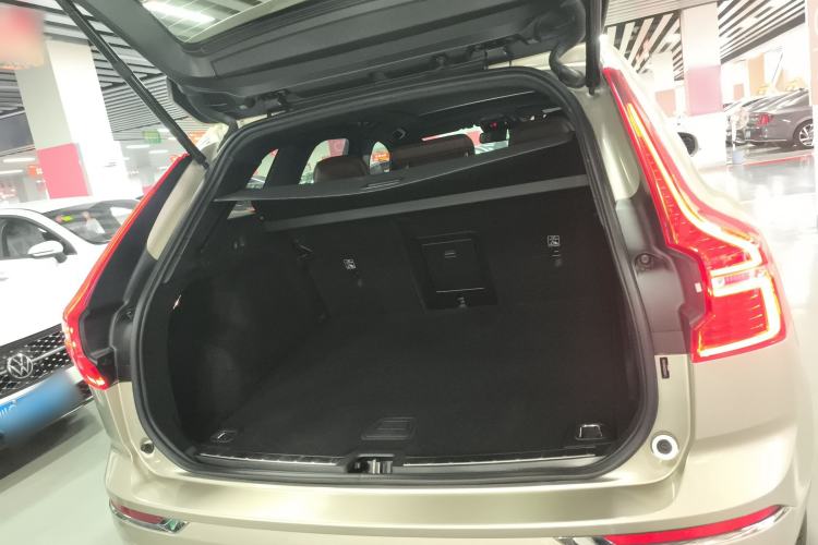 Used Volvo XC60 2021 T5 4x4 Smart Luxury Edition
