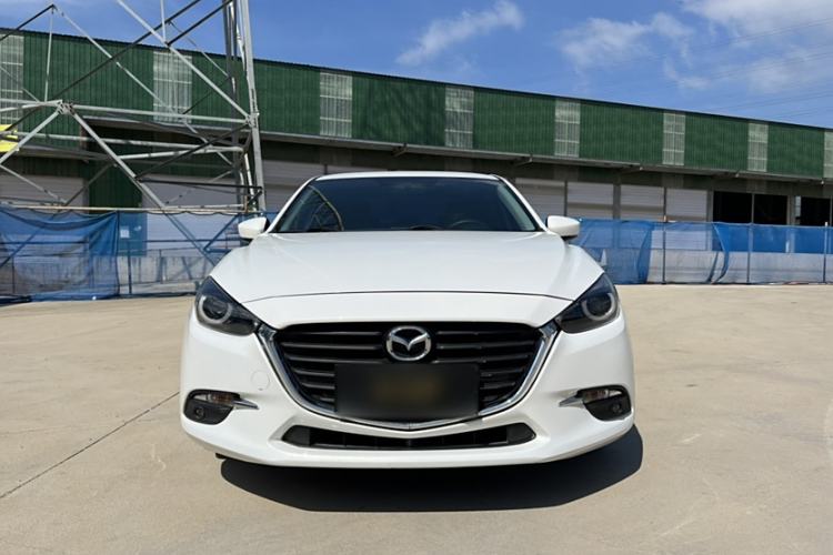 Used Mazda Mazda 3 Axela 2017 Sedan 1.5L Automatic Luxury Model Emission Standard China V
