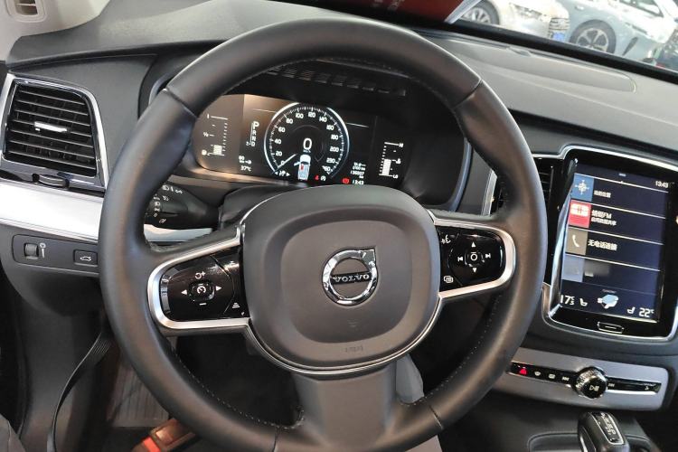 Used Volvo XC90 2017 T5 Zhiyi Edition 7-Seater
