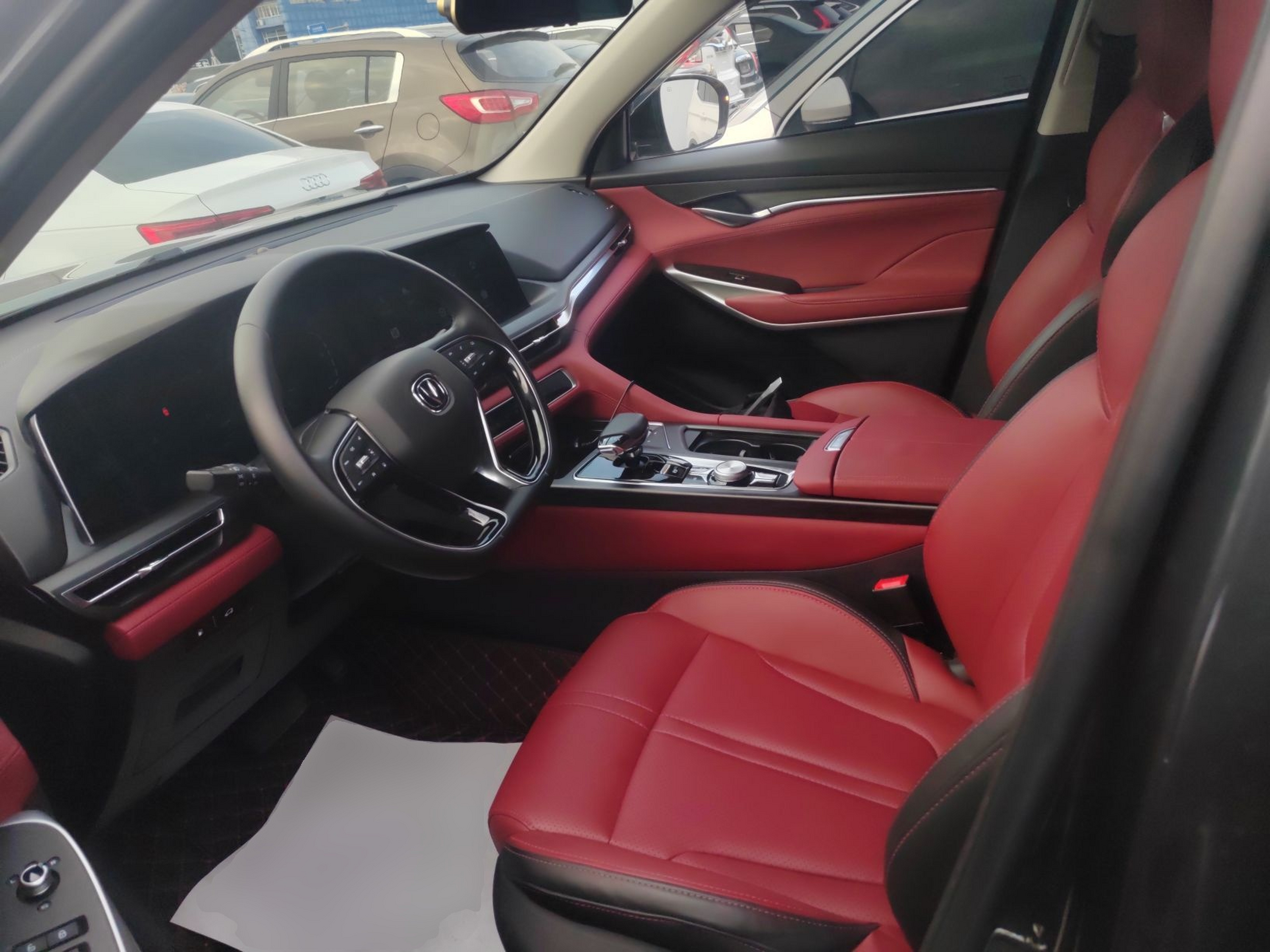 Переднее сиденье в автомобиле