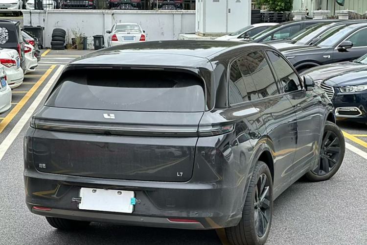 Used Li Auto L7 2023 Pro Model
