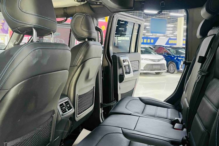 Used BAIC Off-Road BJ40 2023 2.0D Automatic Four-Wheel Drive Blade Hero Edition Adventurer Type
