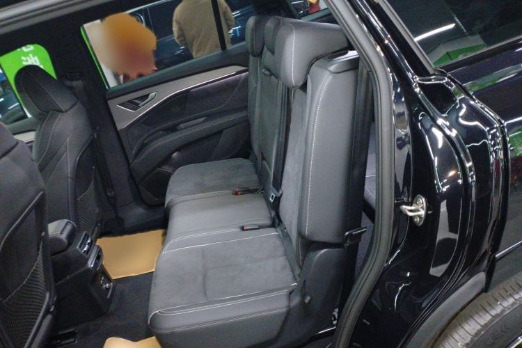 Used Audi Q5 e-tron 2023 40 e-tron Starry Edition Mecha Kit
