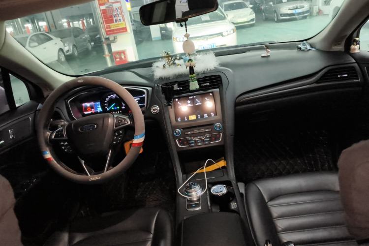 Used Ford Mondeo 2017 EcoBoost 180 Luxury Model
