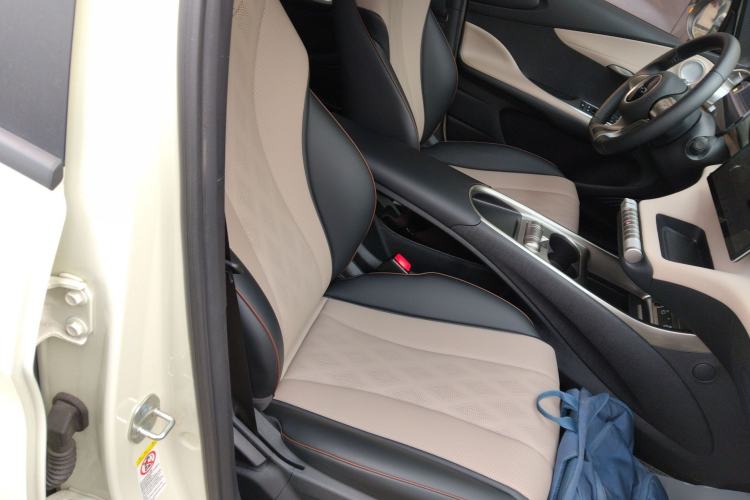 Used BYD Dolphin 2025 420km Free Edition
