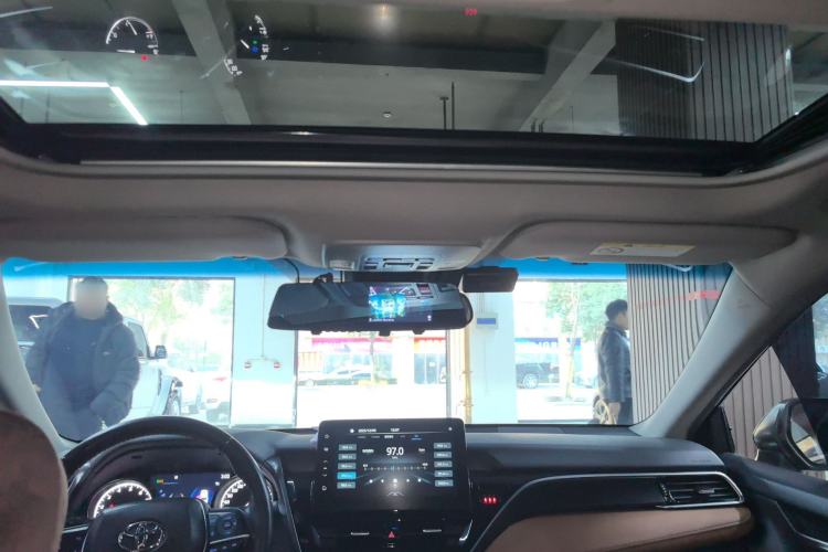 Used Toyota Camry 2021 2.0G Luxury Edition
