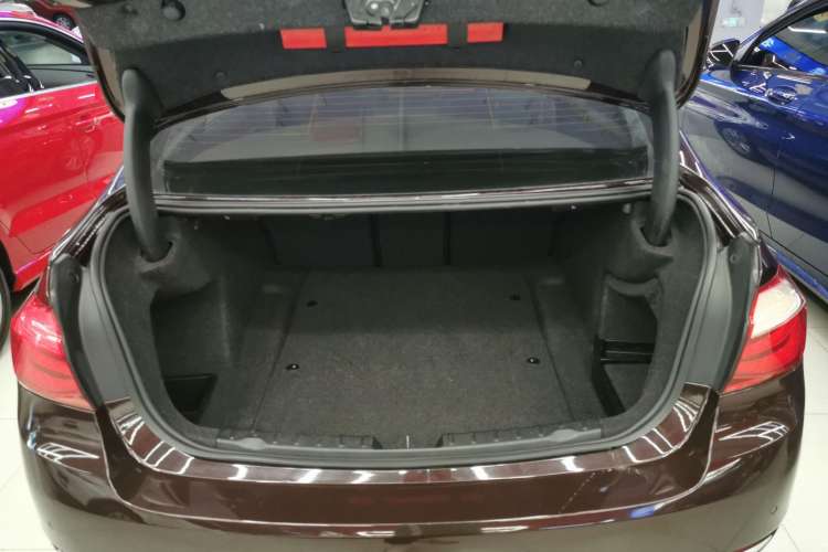 Used BMW 3 Series 2017 320Li Fashion Model
