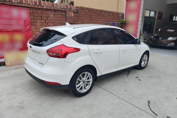 Used Ford Focus 2018 Hatchback Classic 1.6L Automatic Trendy SmartDrive Edition
