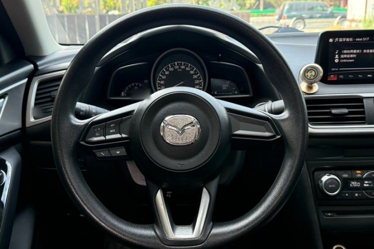 Used Mazda Mazda 3 Axela 2017 Sedan 1.5L Automatic Luxury Model Emission Standard China V