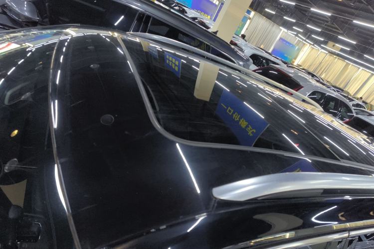 Used Volkswagen Tiguan L 2021 330TSI Automatic Two-Wheel Drive R-Line Enhanced Edition
