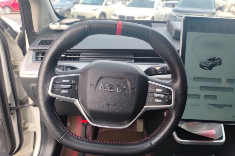 Used NETA V 2021 Long-Range Entertainment Edition Upgrade Model
