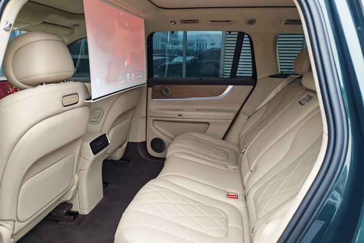 Used Hima AITO M9 2024 Range-Extended Ultra Version 52 kWh 5-Seater Model