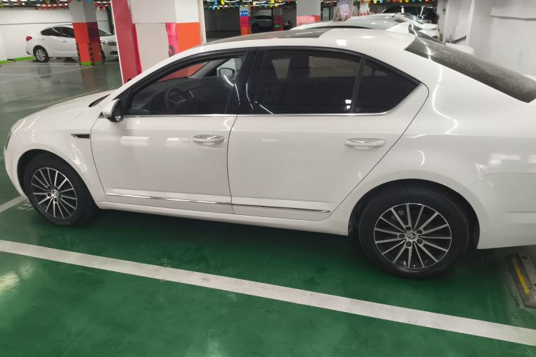 Used Skoda Octavia 2019 1.5L Automatic Smart Drive Luxury Edition China V Standard
