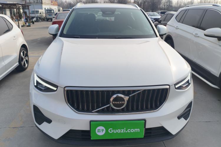 Used Volvo XC40 2024 B4 4x4 Smart Luxury Edition
