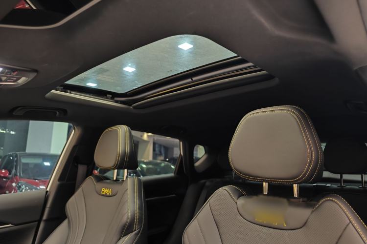 Used Geely Auto Coolray 2025 Bin Yue L 1.5T DCT Starlight Edition
