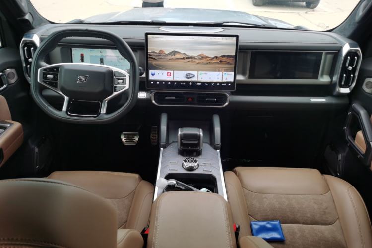 Used JETOUR Traveler 2023 2.0T All-Wheel Drive CrossPRO+
