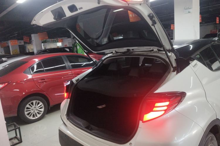 Used Toyota C-HR 2021 2.0L Luxury Edition
