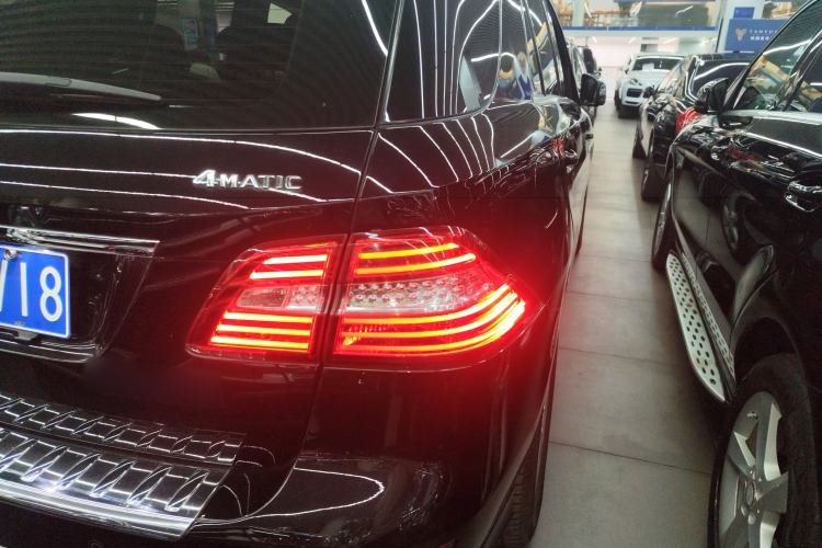 Used Mercedes-Benz M-Class 2014 ML 320 4MATIC
