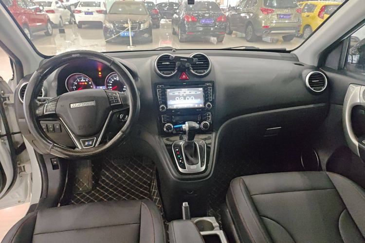 Used Haval H6 2016 Upgraded Model 1.5T Automatic Two-Wheel Drive Elite Version

