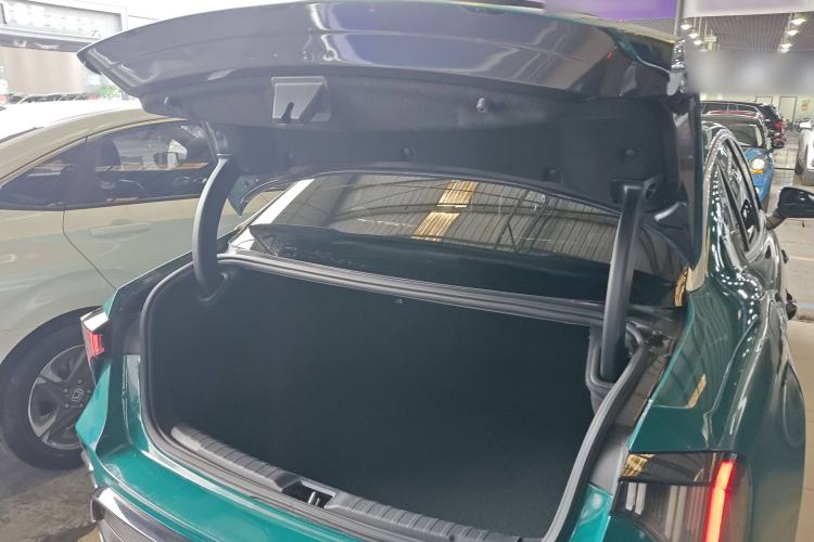 Used Lynk & Co 03 2023 1.5TD DCT JingPro
