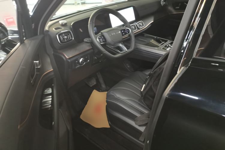 Used Chery Tiggo 9 2025 2.0T Dual-Clutch Two-Wheel Drive Comfort Edition 5 Seats
