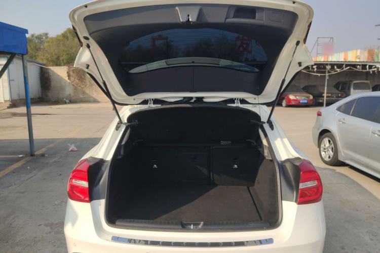 Used Mercedes-Benz GLA 2016 GLA 200 Fashion Model