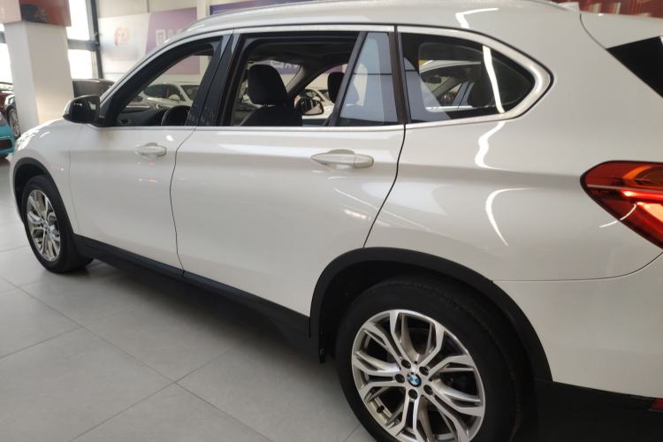 Used BMW X1 2019 sDrive20Li Leading Model