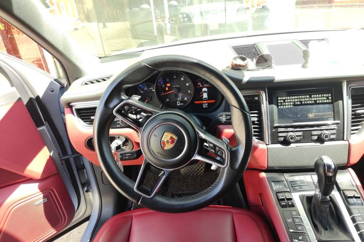 Used Porsche Macan 2016 Macan 2.0T