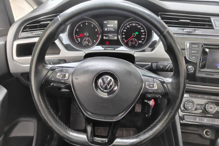 Used Volkswagen Touran 2016 Volkswagen Touran L 280TSI DSG Comfort Edition
