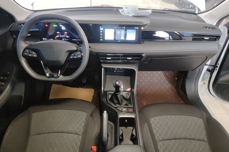 Used Roewe i5 2023 1.5L Manual Comfort Edition