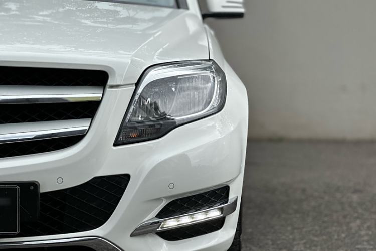 Used Mercedes-Benz GLK-Class 2013 GLK 300 4MATIC Dynamic Sunroof Model
